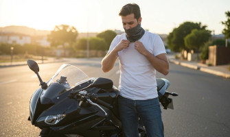 Soğuk Havalarda Sıcak Kalmanın En Stil Sahibi Yolu: Balaklava Kullanımı